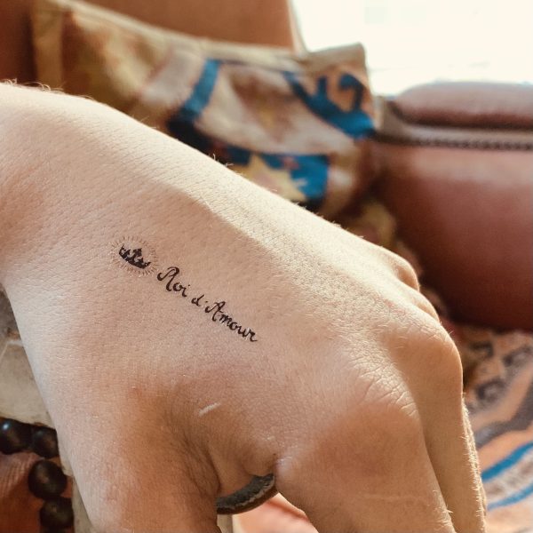 Les Tatouages "Roi d'Amour" "Confiance" et "Miséricordieuse Bonté" - Image 3