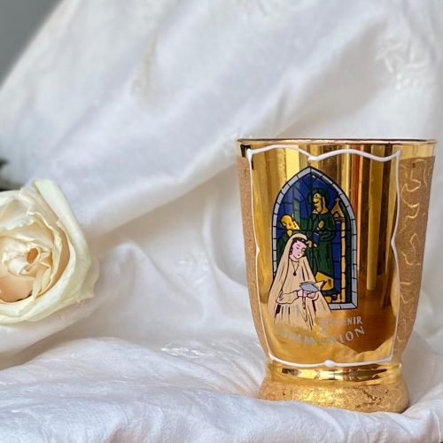 trésor vintage et brocante : verre gravé souvenir de ma première communion